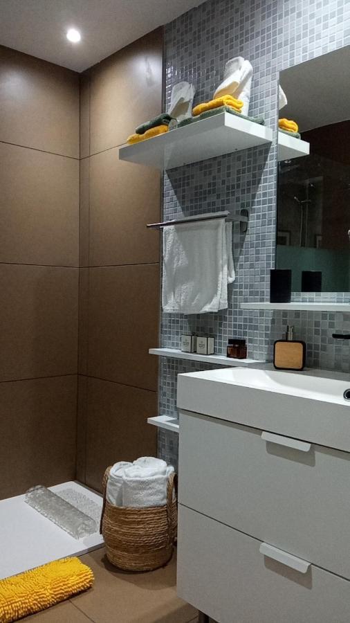 Superbe Appartement Avec Solarium Et Piscine Communautaire โรเซส ภายนอก รูปภาพ