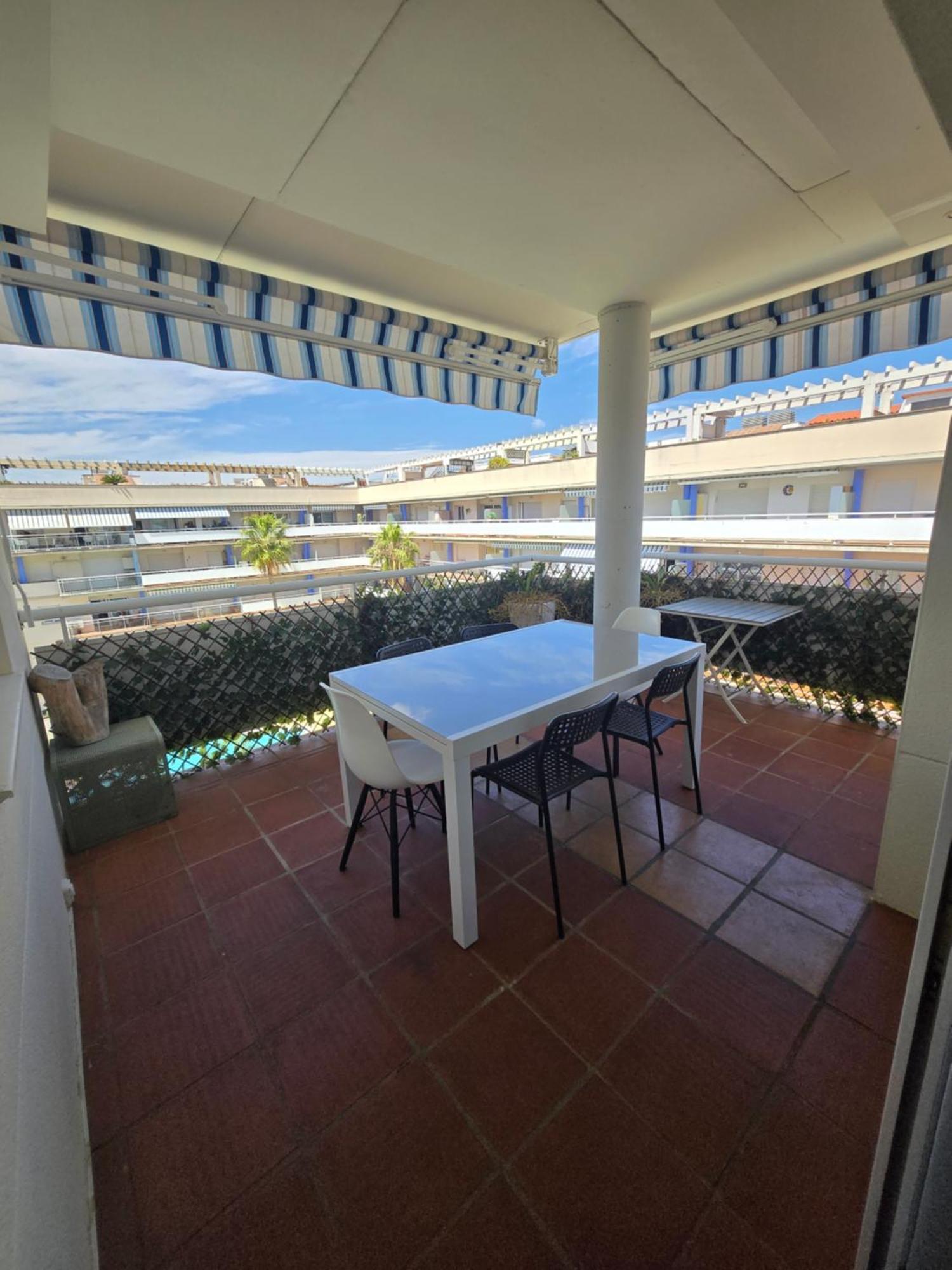 Superbe Appartement Avec Solarium Et Piscine Communautaire โรเซส ภายนอก รูปภาพ